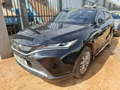 Toyota Harrier hybrid