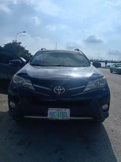 TOYOTA RAV 4