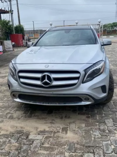 Mercedes-Benz GLA 250