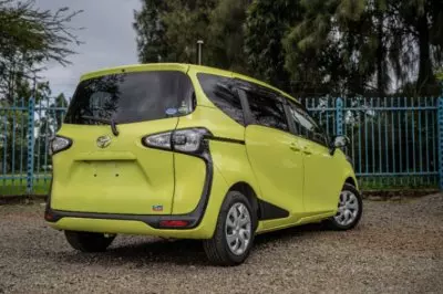 Toyota Sienta