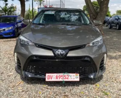 TOYOTA Corolla