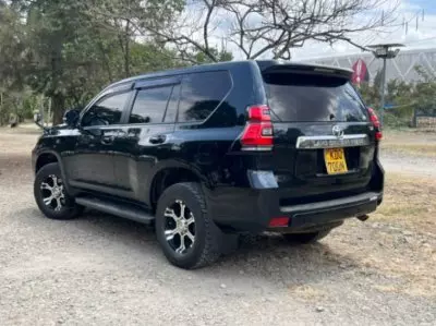 TOYOTA Landcruiser prado TX