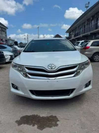TOYOTA Venza