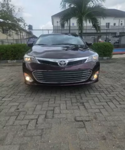 TOYOTA Avalon