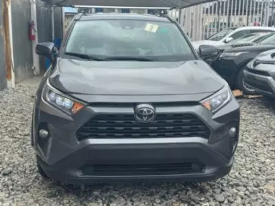 TOYOTA RAV4