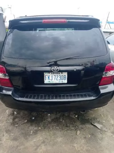 TOYOTA Highlander