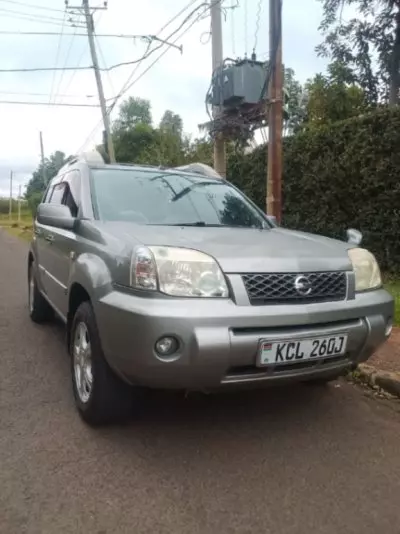 Nissan X-TRAIL