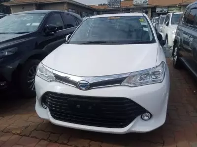 Toyota Fielder hybrid