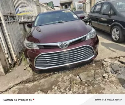 TOYOTA Avalon