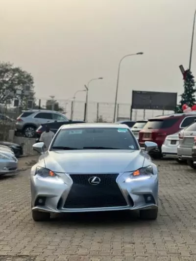 Lexus IS 250