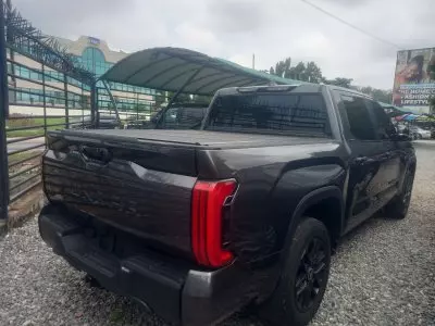 Toyota Tundra
