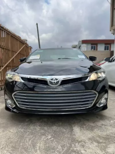 TOYOTA Avalon