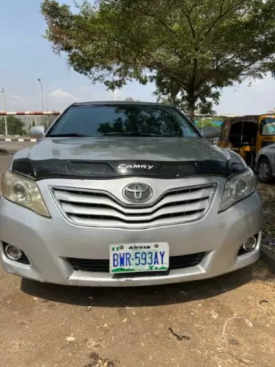 TOYOTA Camry