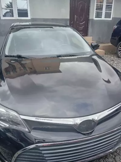 TOYOTA Avalon