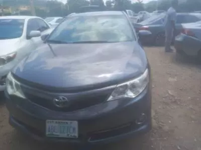TOYOTA Camry