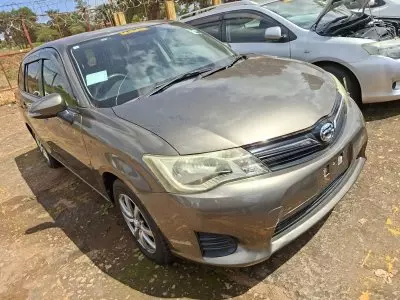 Toyota Fielder 
