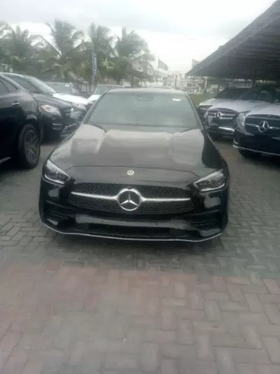 Mercedes-Benz C 300