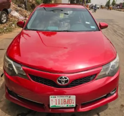 TOYOTA Camry