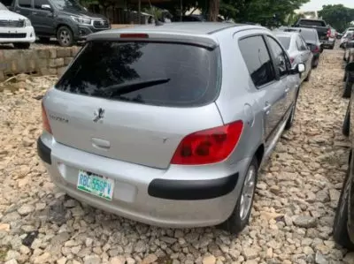 Peugeot 307