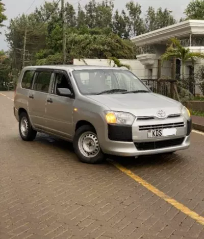 Toyota Succeed 