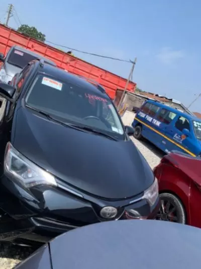 TOYOTA Rav 4 8AT 2.5l (Adventure Grade)