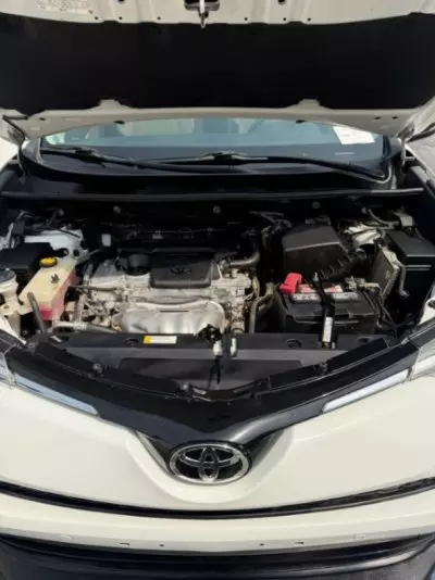 TOYOTA RAV 4