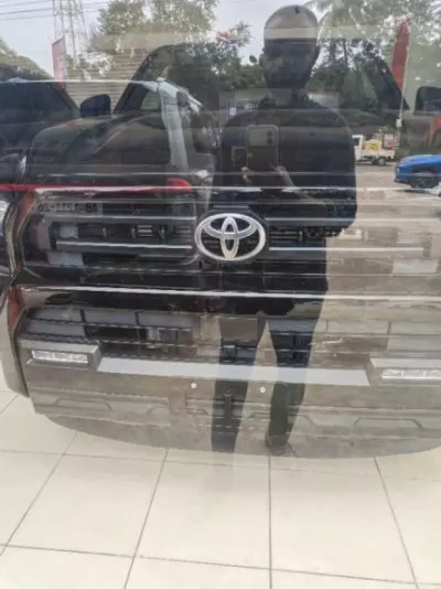 TOYOTA LANDCRUISER GR-S