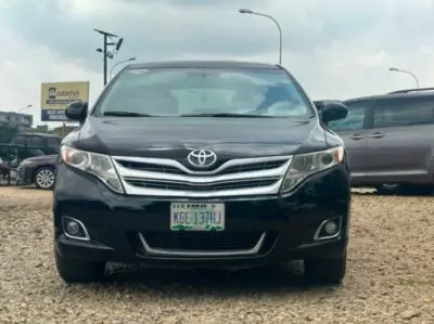TOYOTA Venza