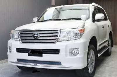 TOYOTA Landcruiser  V8