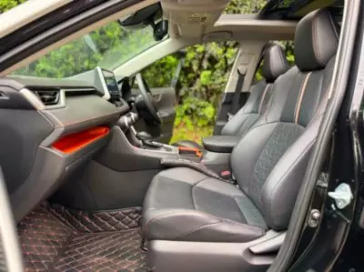 TOYOTA RAV 4