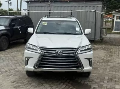 Lexus LX 570