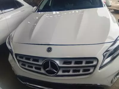 Mercedes-Benz 250