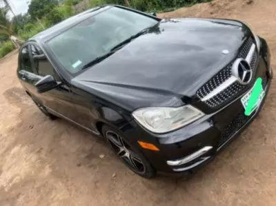 Mercedes-Benz C 300