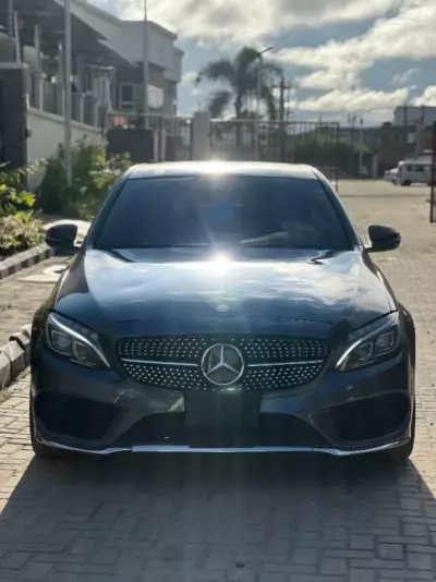 Mercedes-Benz C 450 AMG