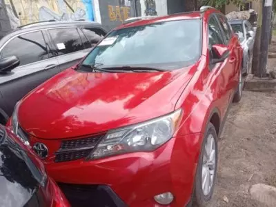 TOYOTA RAV 4