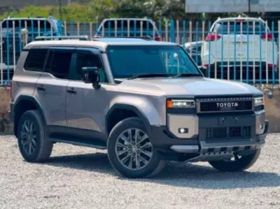 TOYOTA Landcruiser Prado