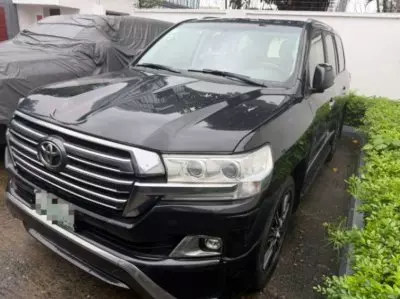 TOYOTA LANDCRUISER VXR