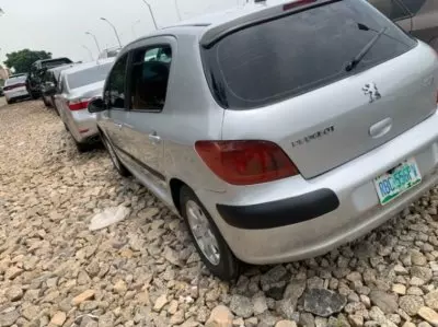 Peugeot 307