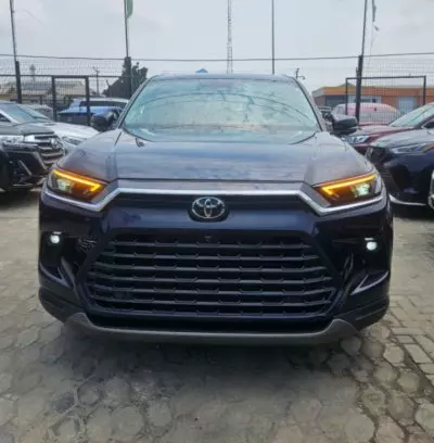 TOYOTA Grand Highlander