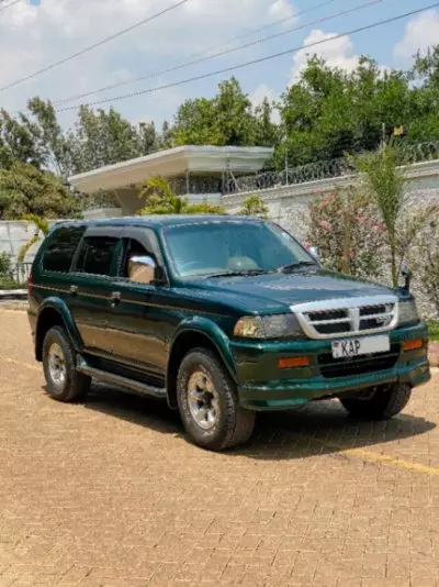 Mitsubishi Pajero Sport