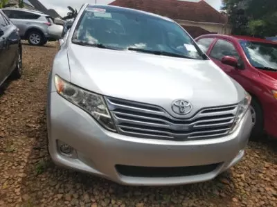 TOYOTA Venza