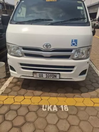 Toyota Hiace (High Roof)