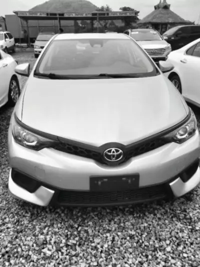 TOYOTA COROLLA iM
