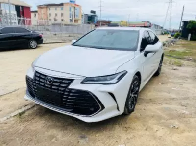 TOYOTA Avalon