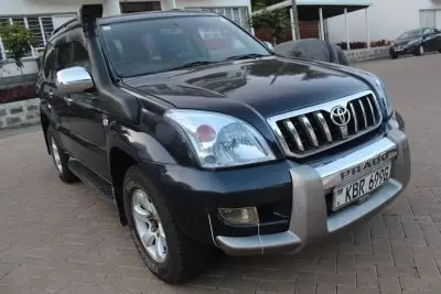 TOYOTA Landcruiser Prado