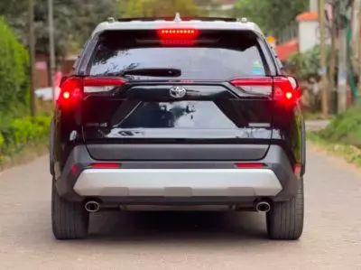 TOYOTA RAV 4