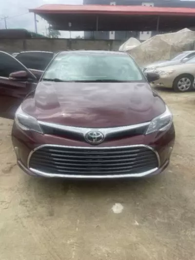 TOYOTA Avalon