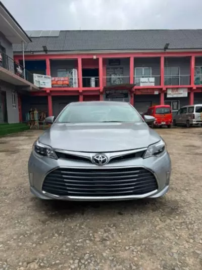 TOYOTA Avalon