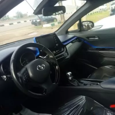 TOYOTA C-HR