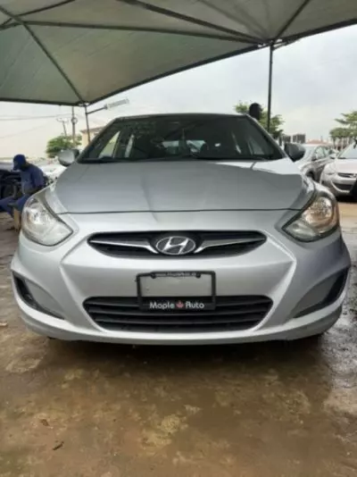 Hyundai Accent RB
